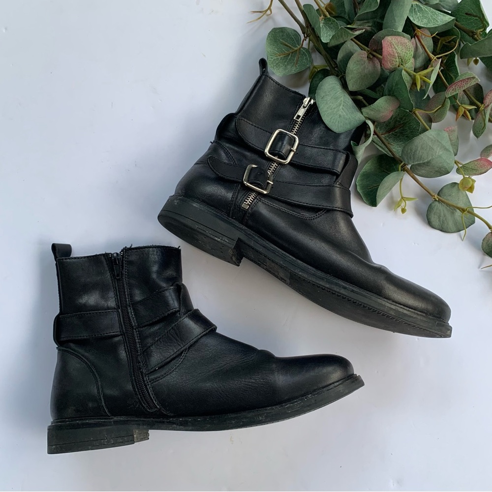 Avellini Black Leather Moto Boots